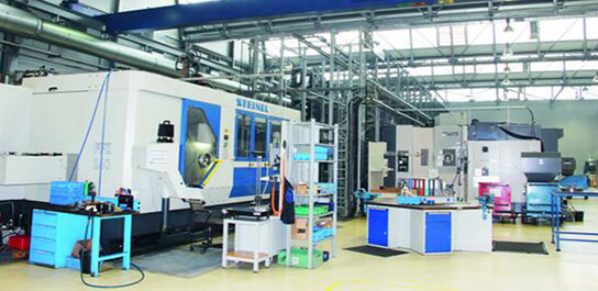 康明斯發(fā)動(dòng)機車(chē)間工具柜、工作臺使用確實(shí)規范